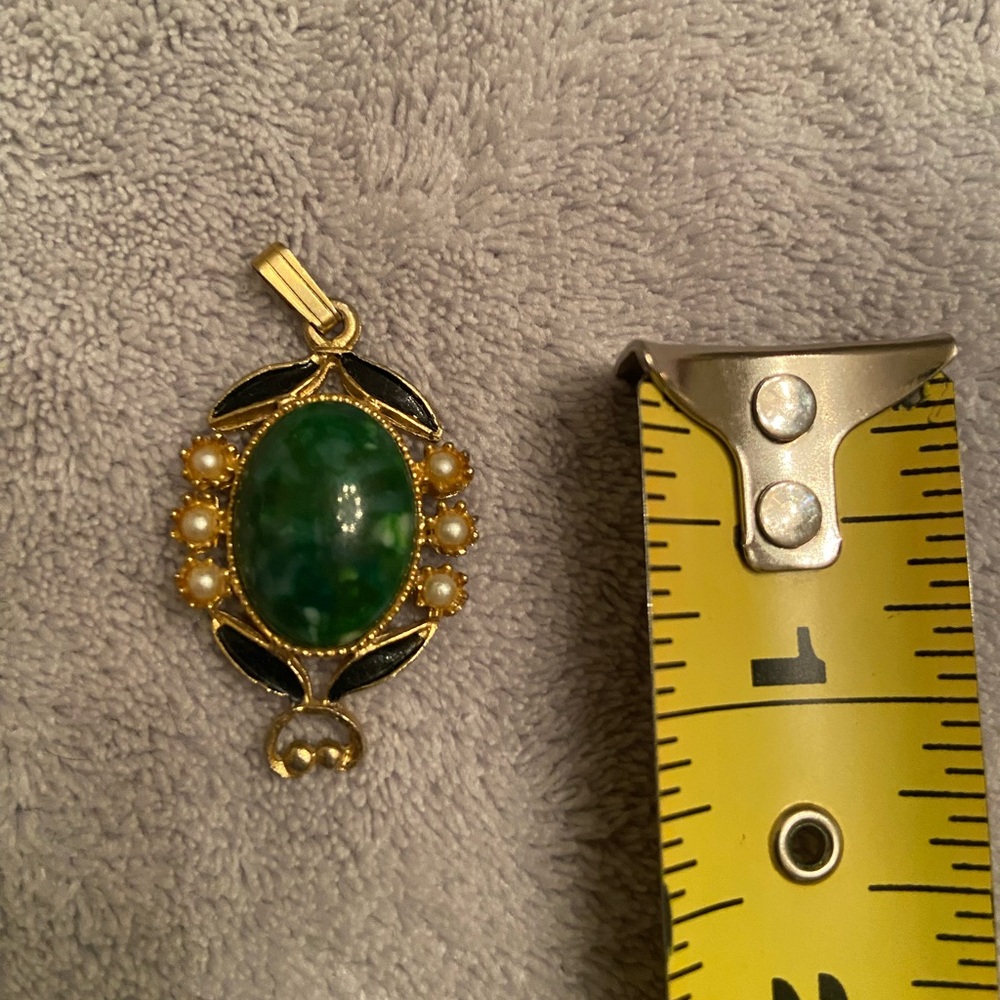Pearl and Jade Pendant